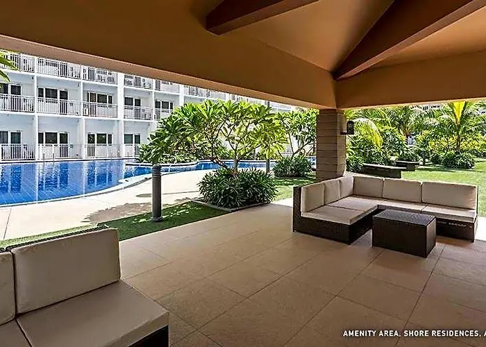 Отель Shore Residences Mall Of Pool View 200mbps Free Wi-fi 4*